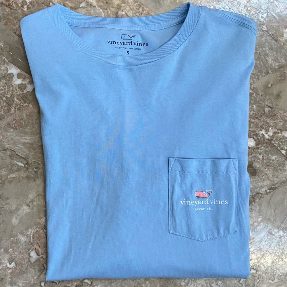🇺🇸Vineyard Vines Men's L/S Size Small Waving Flag Fill Whale Pocket Tee🇺🇸 - Picture 2 of 7